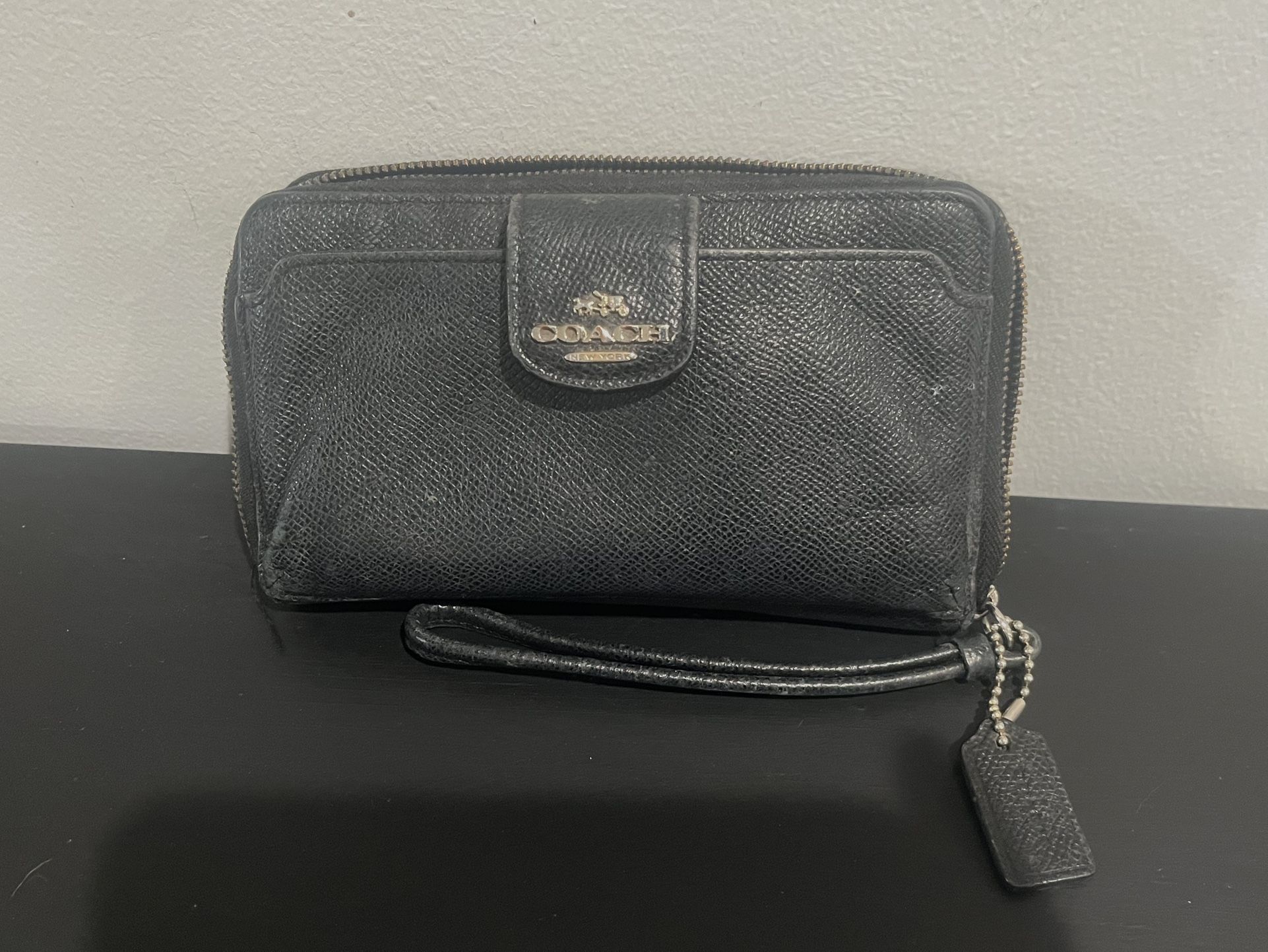 Authentic Black COACH Wristlet Wallet 