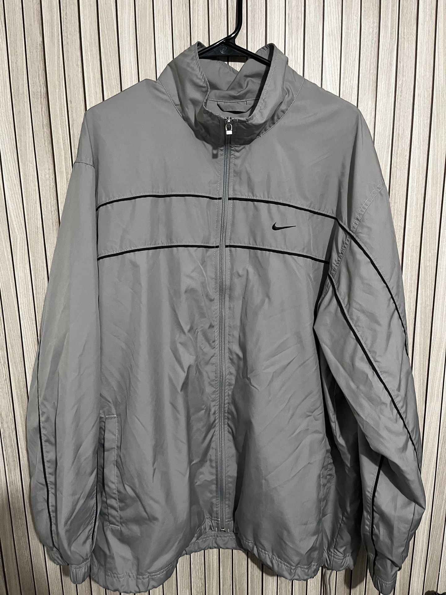 Nike Vintage Windbreaker Zipup Jacket Y2K Silver Tag Retro Size XL Men’s