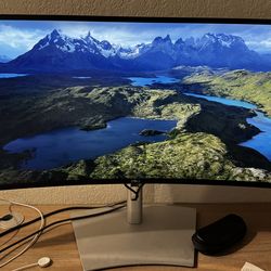 Dell UltraSharp U3423WE 34” Curved Monitor (silver)