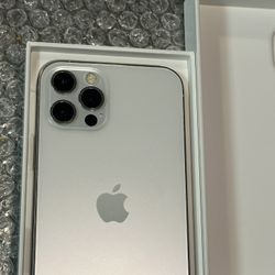 iPhone 12 PRO UNLOCKED 