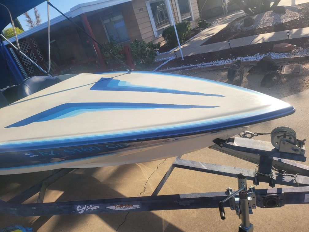 1985 Boat