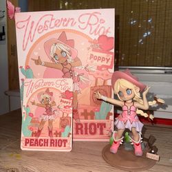 Lil Peach Riot Western Riot Figure (Poppy)