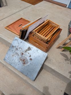 Complete Bee hive setup/parts