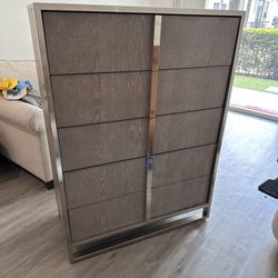 Gabinete De Cuarto 