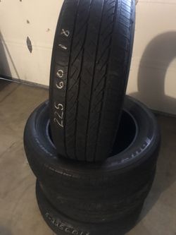 225/60/18. Set of 4 tires 60% tread