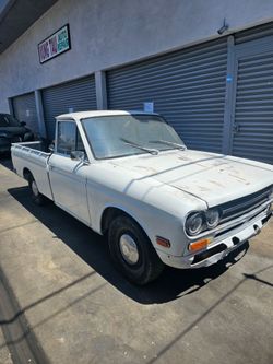 1971 datsun 521