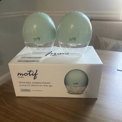Motif Aura Breast Pump