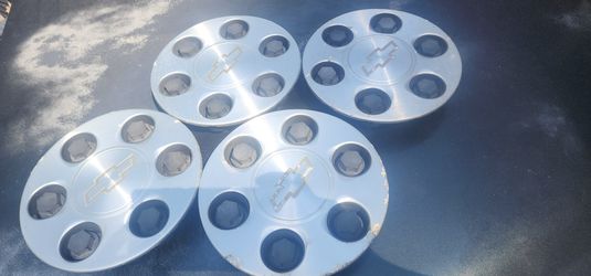 Chevy Lug Covers, Center Wheel Covers