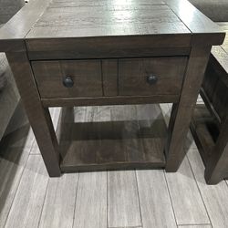 Set Of 1 Coffee Table And 1 End Table