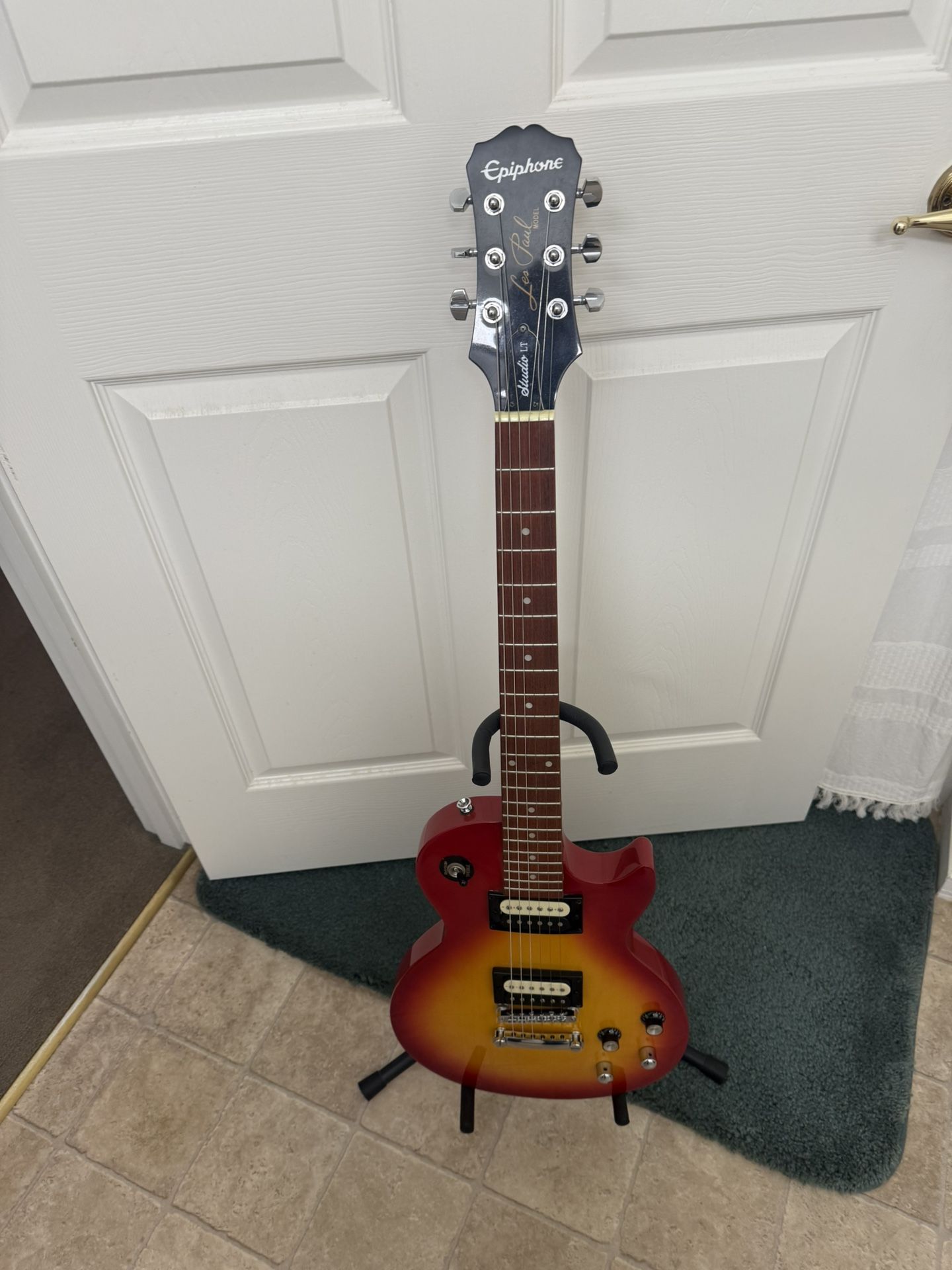 Epiphone Les Paul Studio LT
