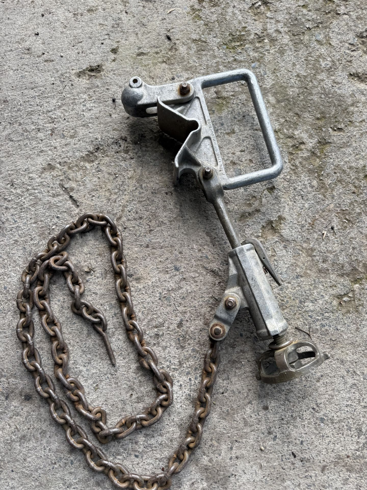 This is a physical ground cable base . CHANCE GROUND CLUSTER BAR 6 POLE MOUNTING T(contact info removed)