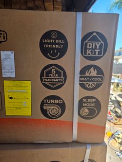 Lunair 1 Ton 12,000 BTU 110V Wifi Mini Split Heat Pump CLSH121B