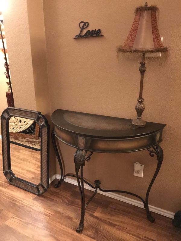 Beautiful Half Moon Entry Table Lamp And Mirror Set For In Beautiful Half Moon Entry Table Lamp And Mirror Set For In Keller Tx Offerup
