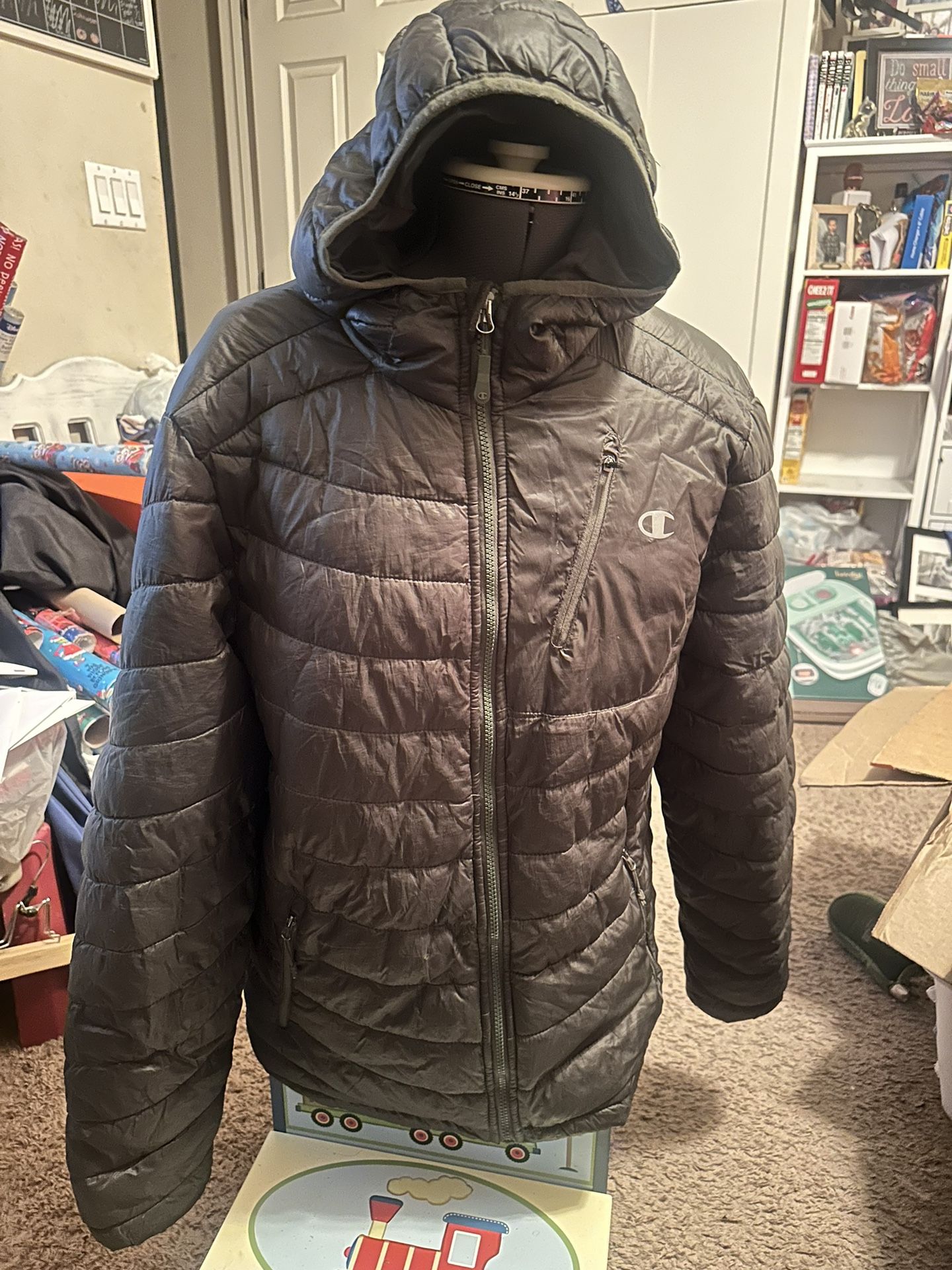 CHAMPION PUFFER JACKET SIZE LARGE $20