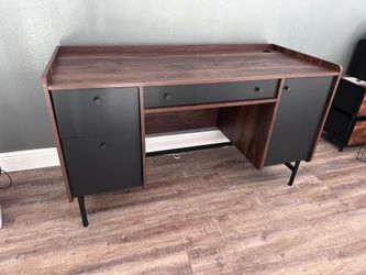 Modern desk