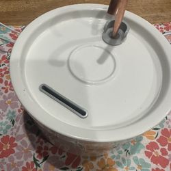 Ceramic Water Cat Fountain 