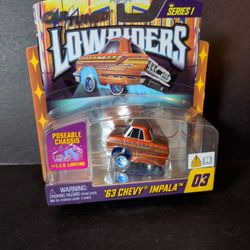 Car Tuned Diecast Lowriders Series 1 With LED Lighting '63 Chevy Impala 