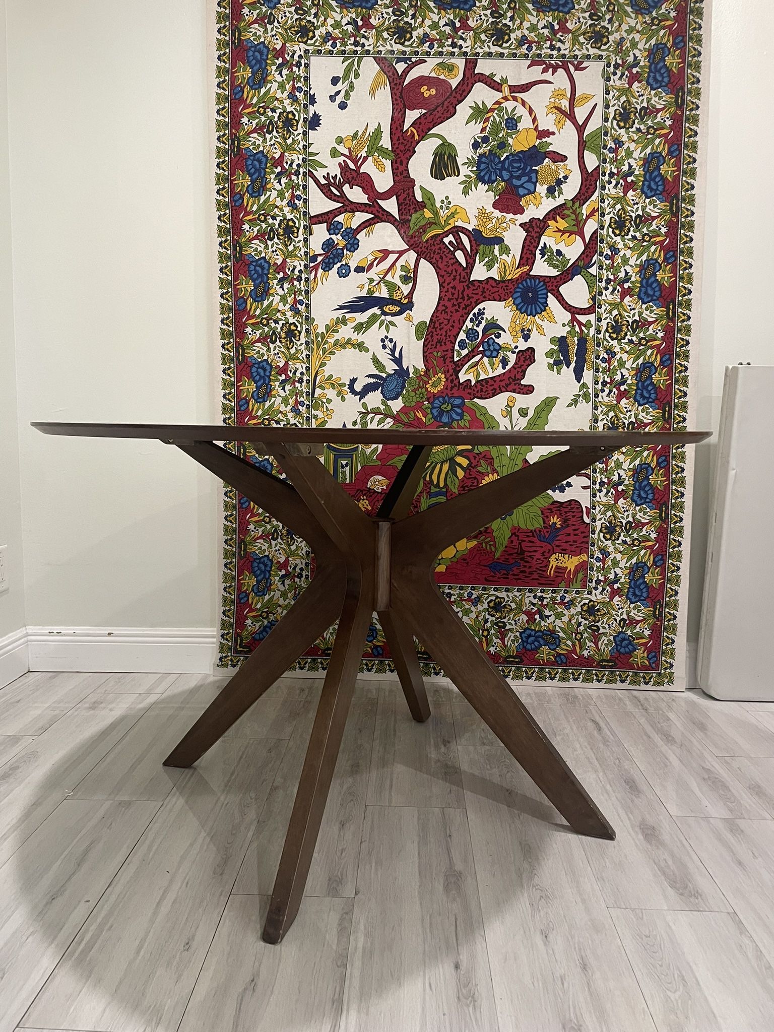 Round Dining Table
