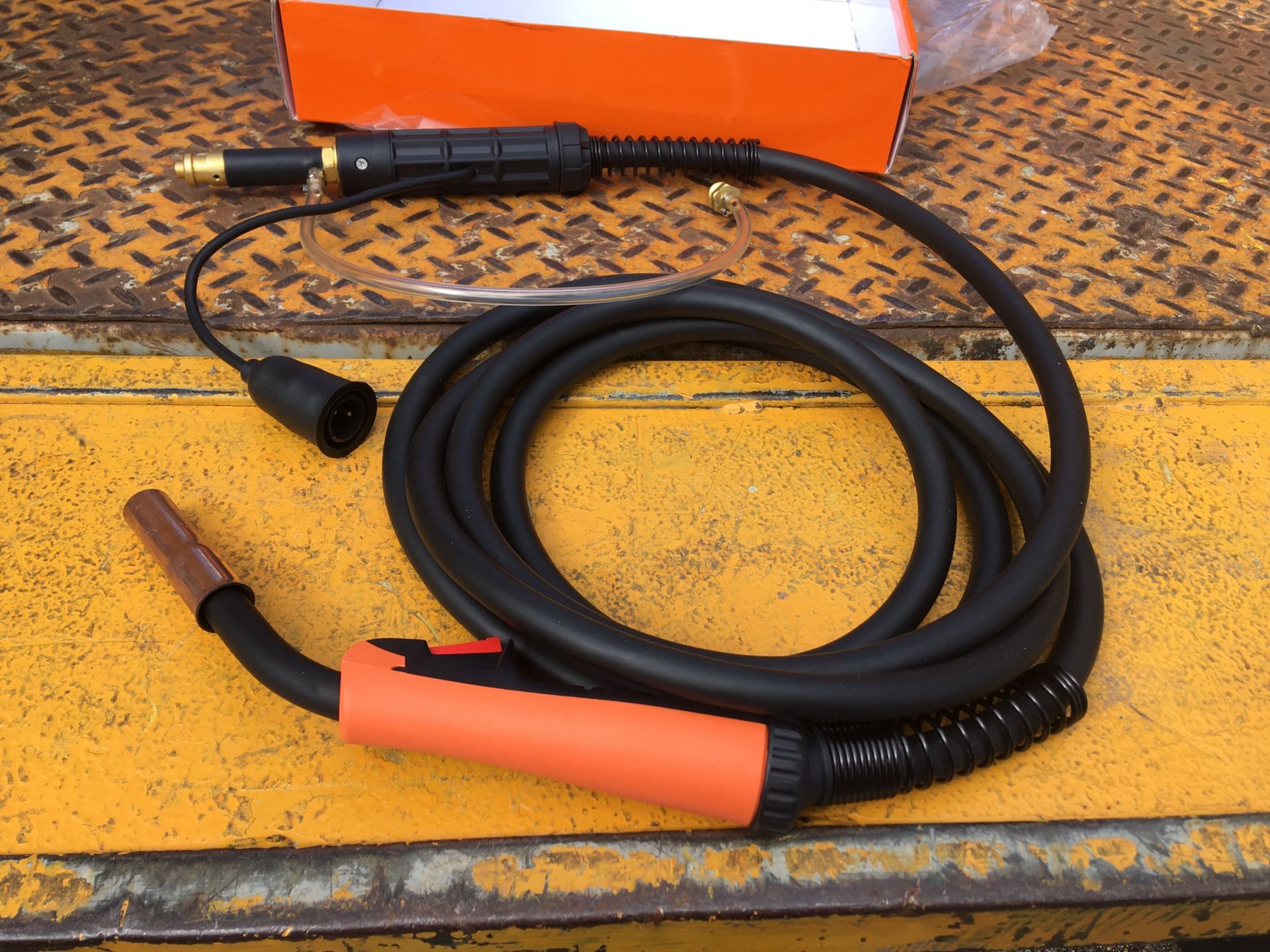 Lincoln MiG gun 250 amps brand new