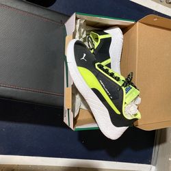 Puma Replicant X Size 8.5
