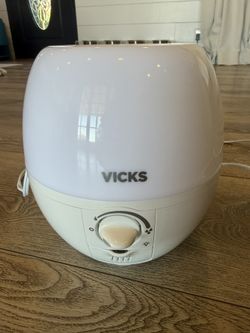 Vicks Humidifier Night Light And Essential Oil Diffuser
