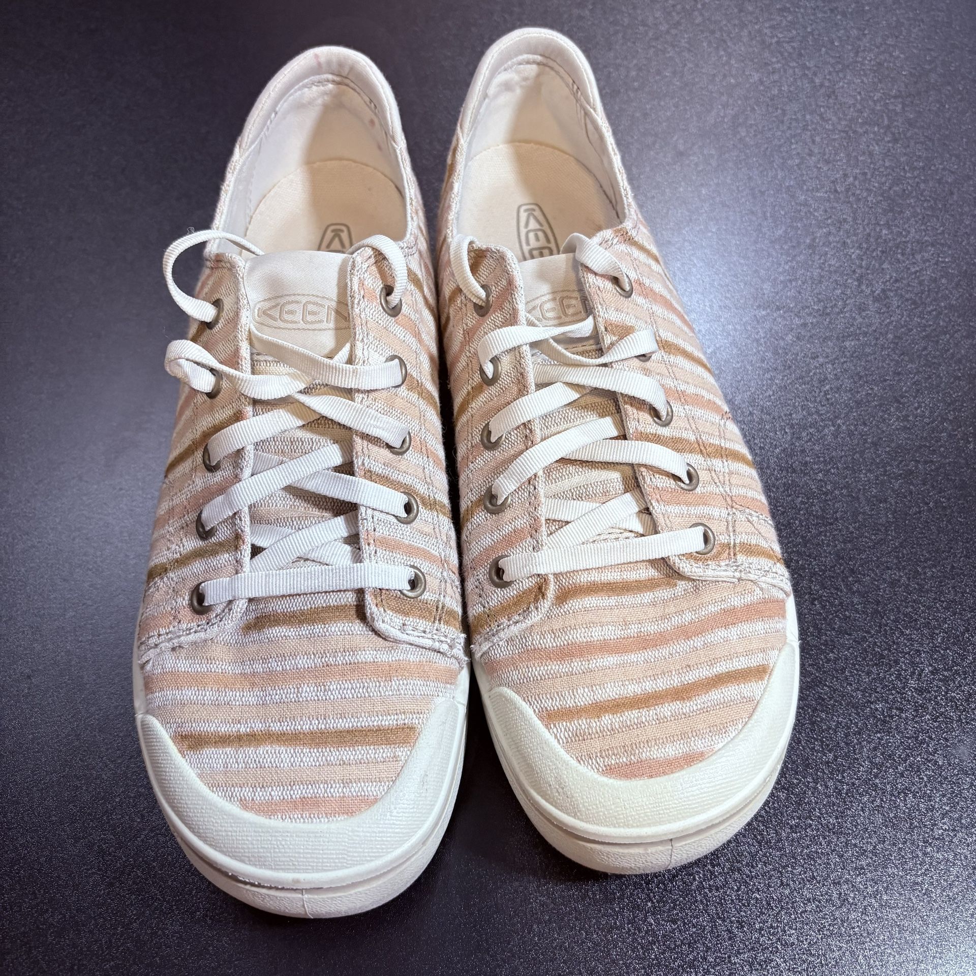 Keen Elsa IV Womens Sz 9.5 Canvas Lifestyle Sneakers Shoes nude color Striped