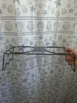 Cat bowl holder