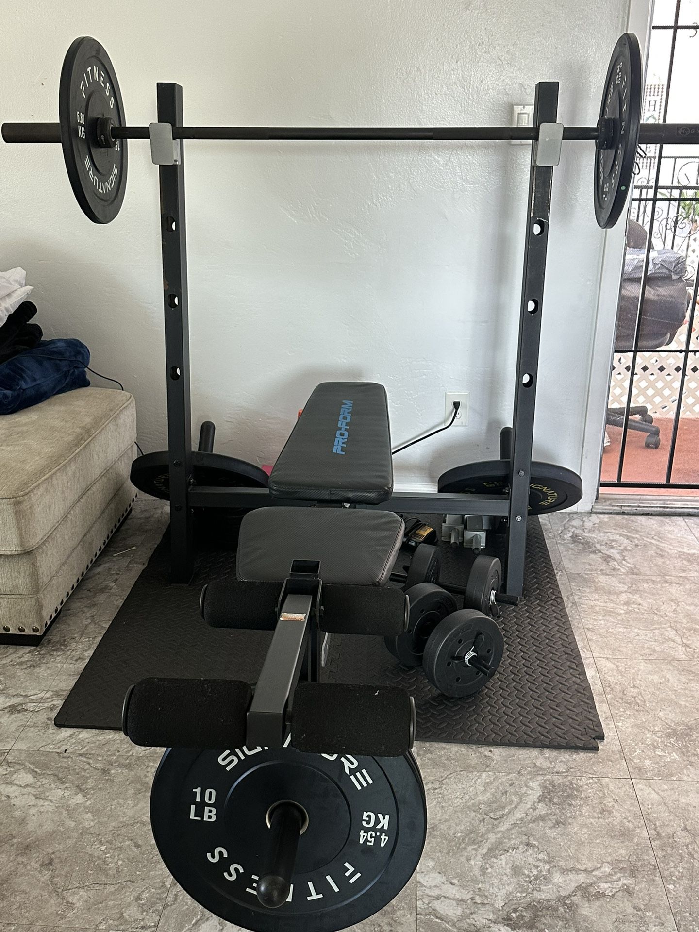 Weigh Bench And Squat Rack