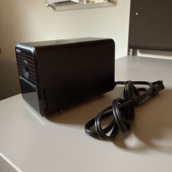 Electric pencil sharpener