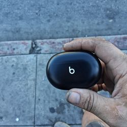 Beats studio buds
