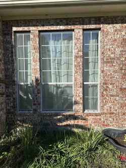 WINDOWS