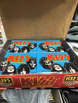 1978 KISS CARDS Selling Off Individual Packs NO LOWBALLS