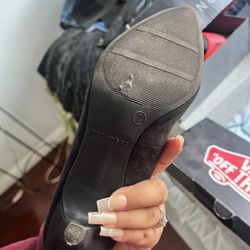 $20 Womens Shoes Size 5.5-7