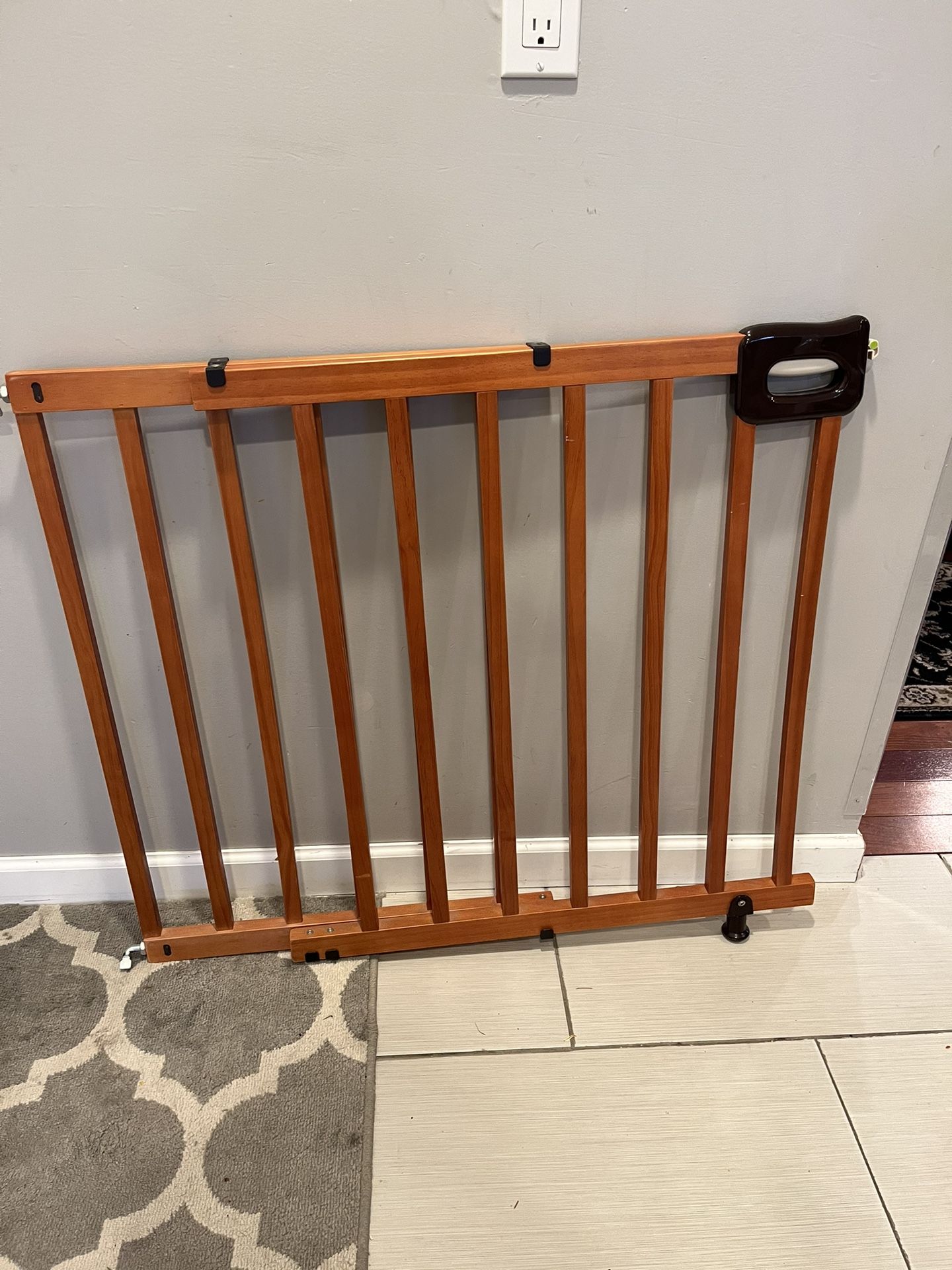 Sliding Safety Gate For Chilldren