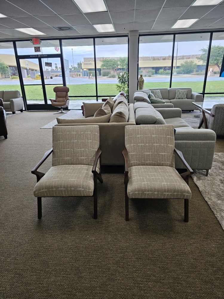 Accent Fabric Chair-Swaxon