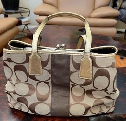 Coach bag 100% authentic