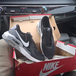 Nike Air Max Size 11.5 Never Been Worn Brand New