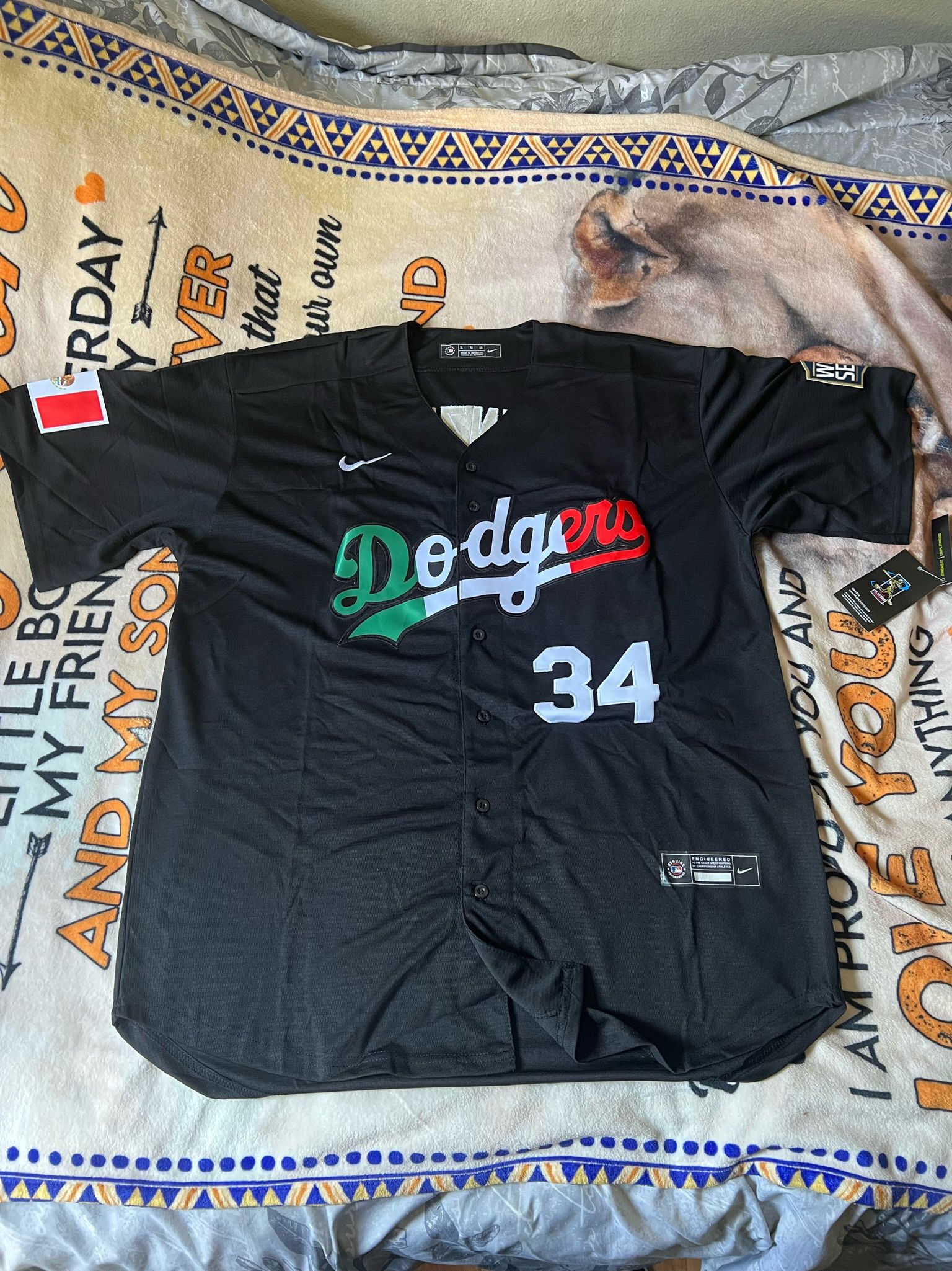 Dodgers Jersey Valenzuela #34 Heritage Mexico for Sale in Whittier, CA -  OfferUp