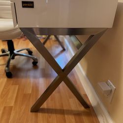 Modern White Desk (w/ Rolling Chair)