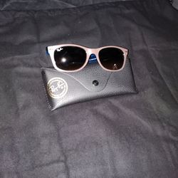 Rayban Wayfarer Unisex Glasses $75