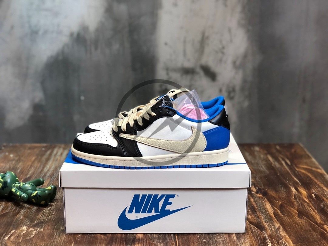 Nike Jordan 1 Low Travis Scott Fragment 9.5 for Sale in San Diego, CA -  OfferUp