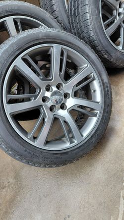 22s CHEVY GMC RIMS TIRES 6LUGS 6X5.5