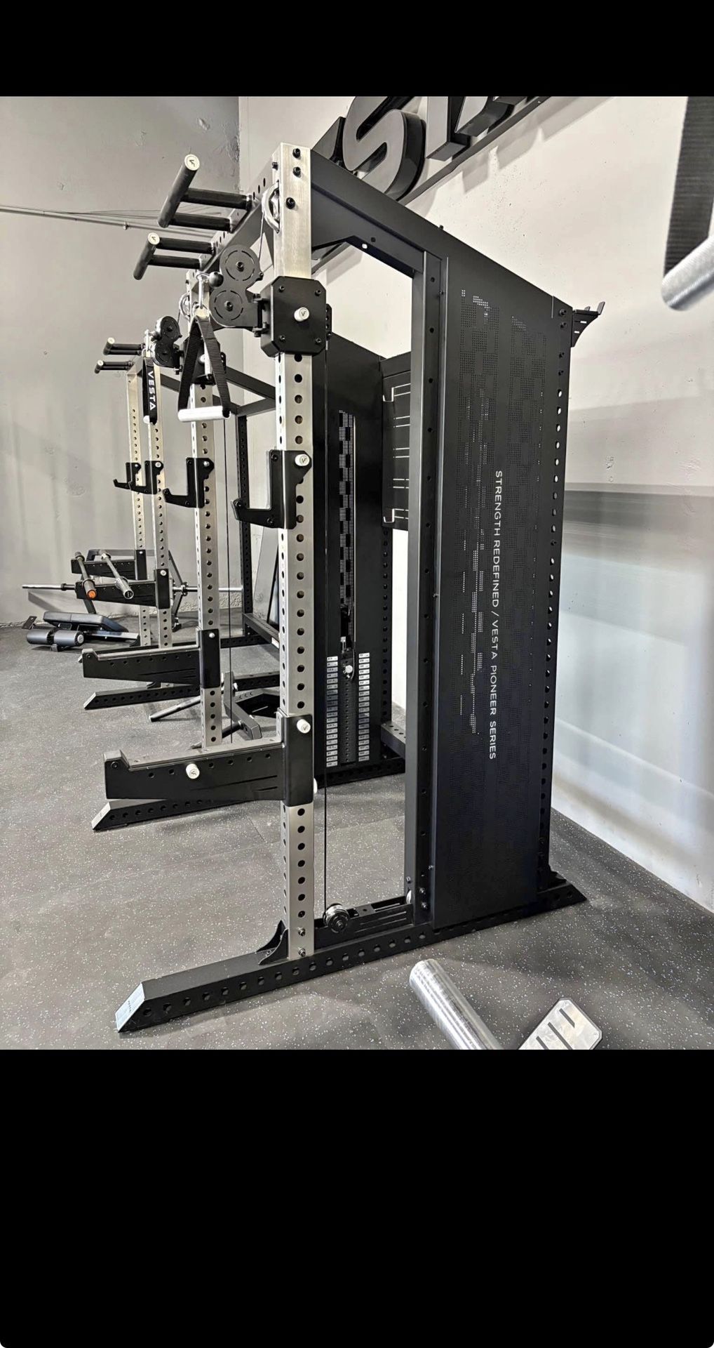 Commercial Half Rack with Functional Trainer Cable Pulley System with 200lb Weight Stacks