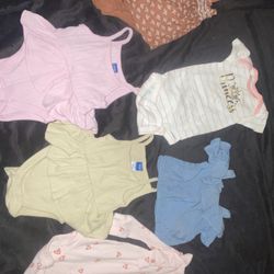 0 to 3 months Baby Girl Clothes