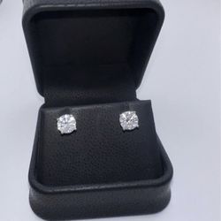 Diamond Earrings 
