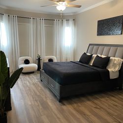 King Size Bed Set (4 Piece) Good Condition $1,500