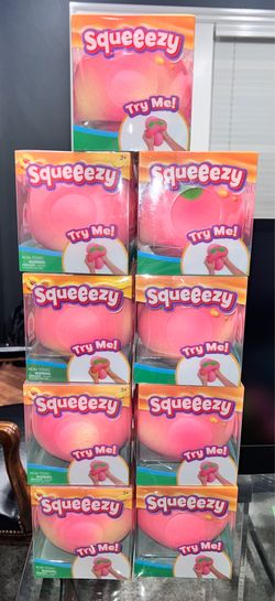 Sunny Days Squeeezy PEACH Squishy
