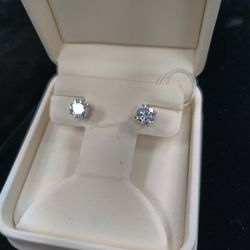 Diamond 💎 Earrings 💕 All Sizes Lab Grown 💎