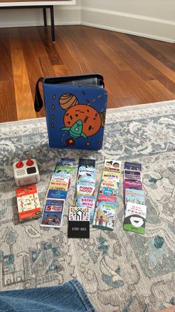 Yoto mini with 22 yoto cards