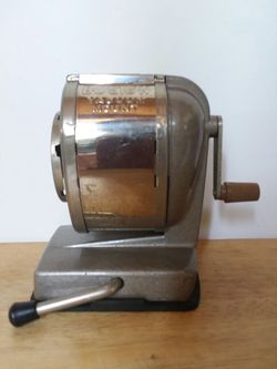Vintage Boston Vacuum Mount Pencil Sharpener